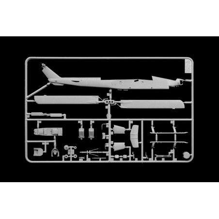 MODELO 1:72 AH-1W SUPER COBRA